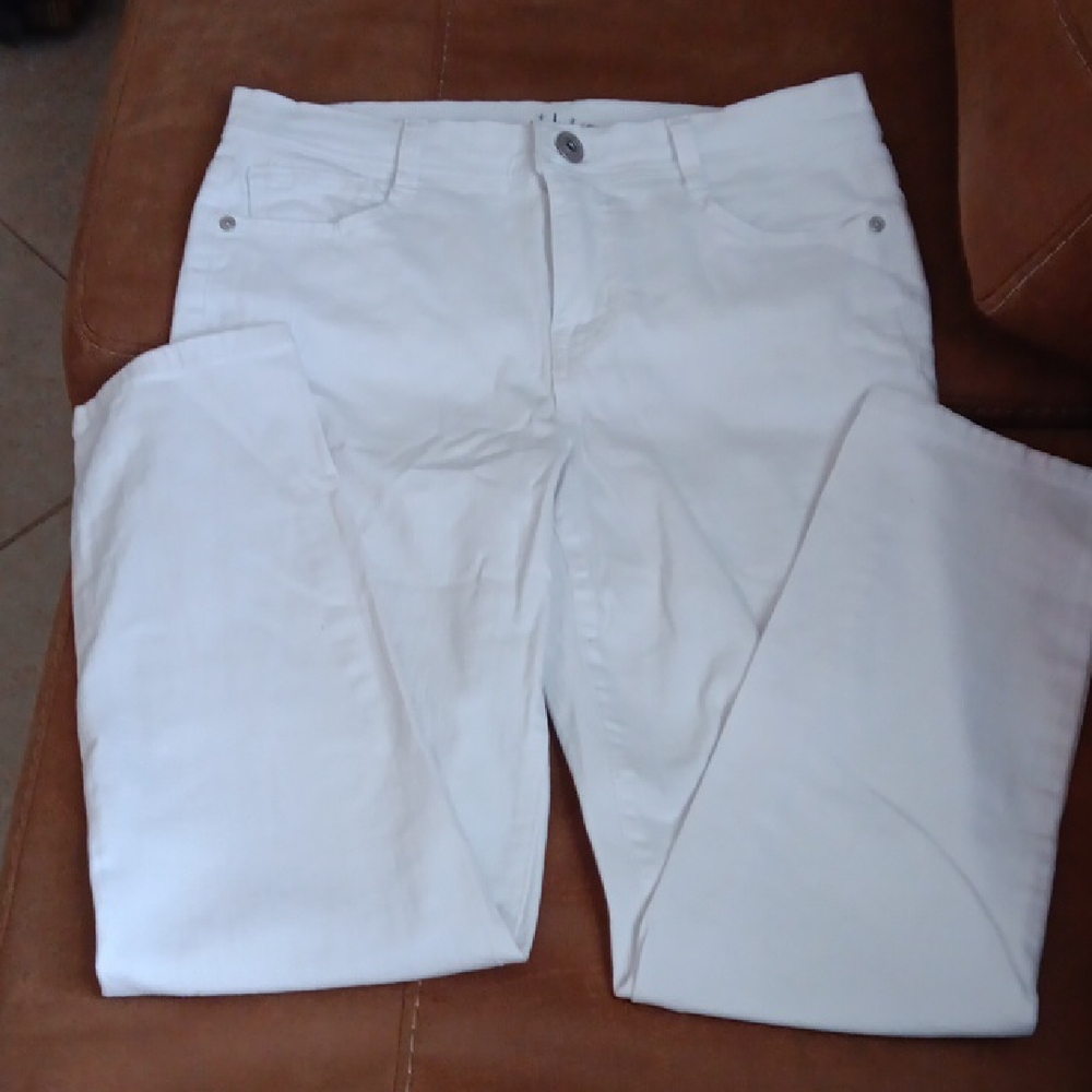 INC International Concepts Women's Straight Leg Cream Jeans